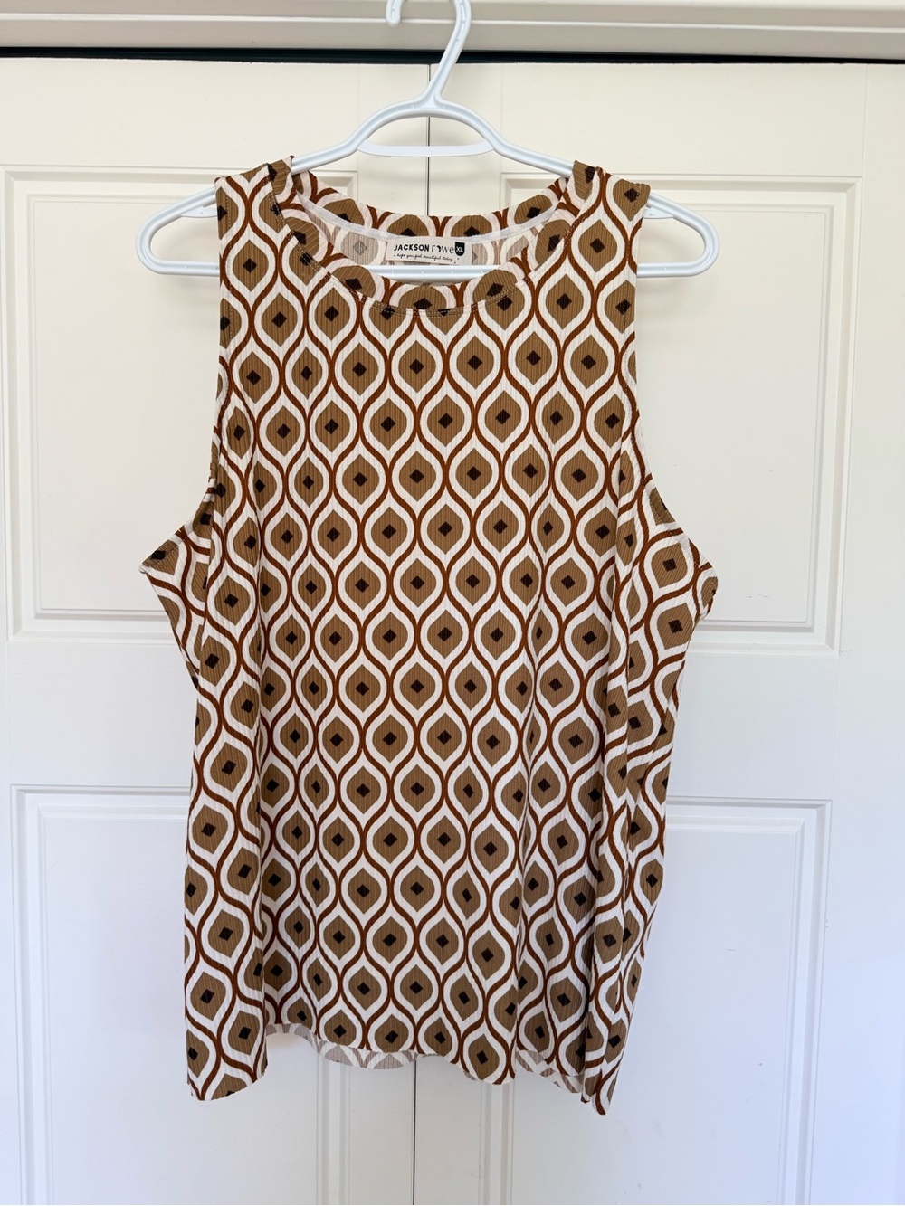 Jackson Rowe sleeveless top. XL